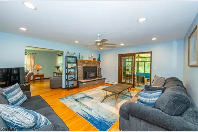 4 Tracey Ln, Sparta Township, NJ 07871 - Photo 19