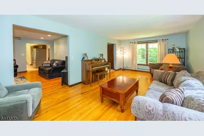 4 Tracey Ln, Sparta Township, NJ 07871 - Photo 7