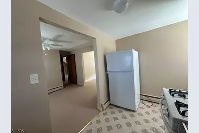 30 Garden Ave, Woodland Park, NJ 07424 - Photo 9