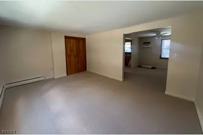 30 Garden Ave, Woodland Park, NJ 07424 - Photo 5