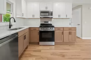 27 Kenter Pl, Clifton, NJ 07012 - Photo 7