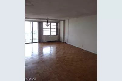 301 Beech St #7E, Hackensack, NJ 07601 - Photo 3