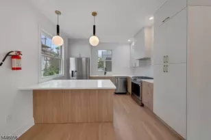 20 Lexington Ave, Montclair, NJ 07042 - Photo 15