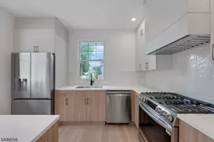 20 Lexington Ave, Montclair, NJ 07042 - Photo 13
