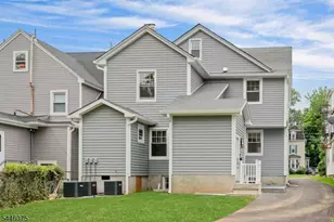 20 Lexington Ave, Montclair, NJ 07042 - Photo 17
