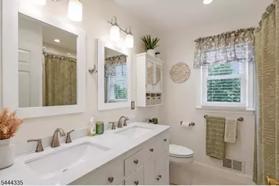 33 Hughey Ln, Hillsborough Township, NJ 08844 - Photo 31