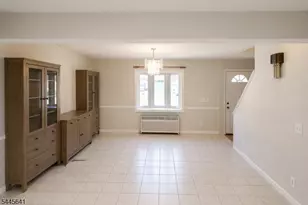 31 Dupont, Wayne, NJ 07470 - Photo 3