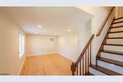 31 Dupont, Wayne, NJ 07470 - Photo 5