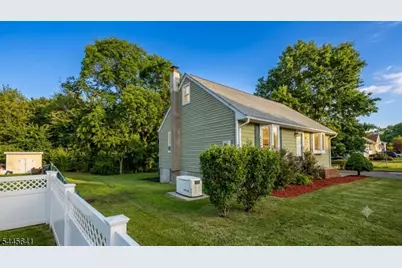31 Dupont, Wayne, NJ 07470 - Photo 15