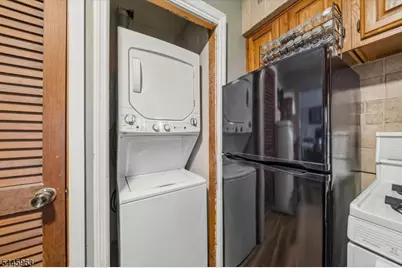 6 Sunrise Dr #3, Vernon, NJ 07462 - Photo 9