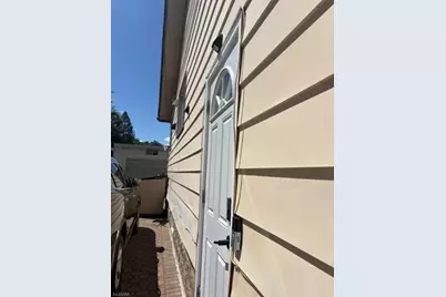 21 Civic Pl, Bloomfield, NJ 07003 - Photo 23