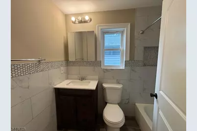 850 Rebecca Pl, Elizabeth, NJ 07201 - Photo 7