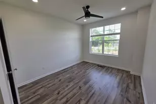 82 Depot Wy, Dunellen, NJ 08812 - Photo 7