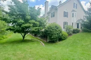 124 Constitution Way, Bernards Township, NJ 07920 - Photo 3