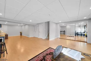 19 Gordon Cir, Parsippany, NJ 07054 - Photo 23