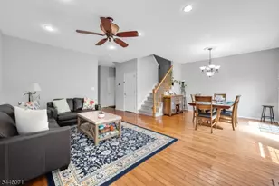 19 Gordon Cir, Parsippany, NJ 07054 - Photo 9