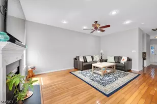 19 Gordon Cir, Parsippany, NJ 07054 - Photo 7