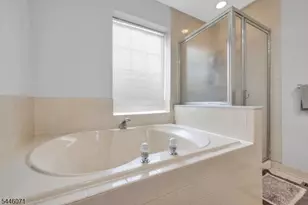 19 Gordon Cir, Parsippany, NJ 07054 - Photo 27