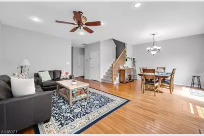 19 Gordon Cir, Parsippany, NJ 07054 - Photo 11