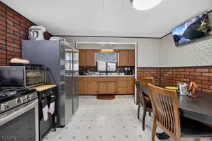 9 Chestnut St, Sussex, NJ 07461 - Photo 9