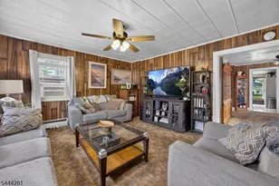 9 Chestnut St, Sussex, NJ 07461 - Photo 15