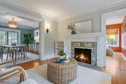11 Windsor Pl, Montclair, NJ 07043 - Photo 5