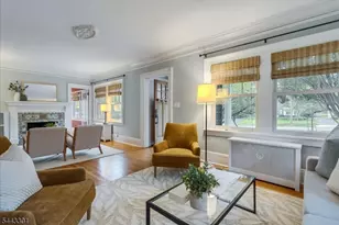 11 Windsor Pl, Montclair, NJ 07043 - Photo 3