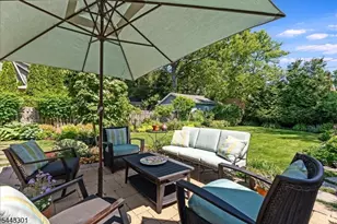 11 Windsor Pl, Montclair, NJ 07043 - Photo 31