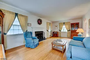 328 Plymouth Rd, Union Township, NJ 07083 - Photo 5