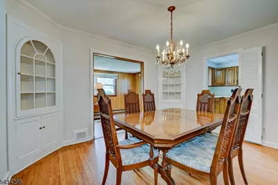 328 Plymouth Rd, Union Township, NJ 07083 - Photo 9