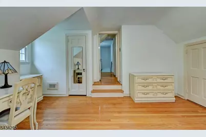328 Plymouth Rd, Union Township, NJ 07083 - Photo 27