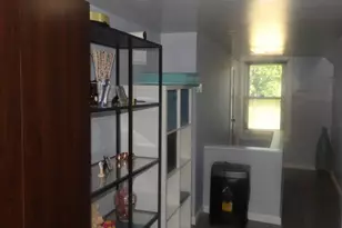 1657 W 3rd St, Piscataway Township, NJ 08854 - Photo 21