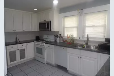 1657 W 3rd St, Piscataway Township, NJ 08854 - Photo 11