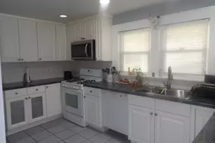 1657 W 3rd St, Piscataway Township, NJ 08854 - Photo 11