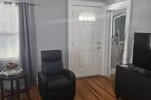 1657 W 3rd St, Piscataway Township, NJ 08854 - Photo 5