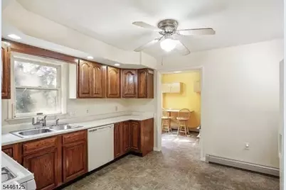 66 Maple St, Watchung, NJ 07069 - Photo 7