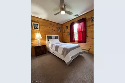18 Prince St, Hamburg, NJ 07419 - Photo 17