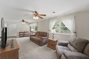 5 Greenwood Ave, Hopatcong, NJ 07874 - Photo 9