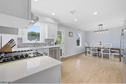 124 Rivervale Rd, River Vale Township, NJ 07675 - Photo 7