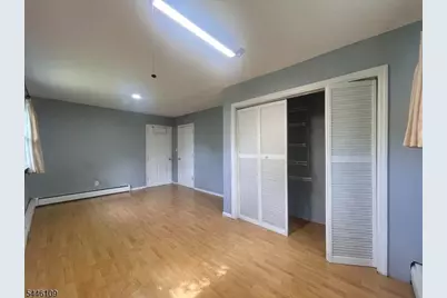 19 W Francis St, Woodbridge Township, NJ 08830 - Photo 11