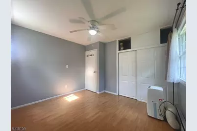 19 W Francis St, Woodbridge Township, NJ 08830 - Photo 17