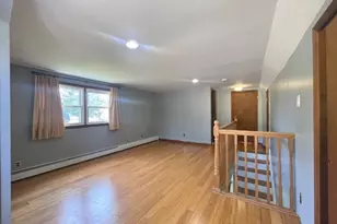 19 W Francis St, Woodbridge Township, NJ 08830 - Photo 23