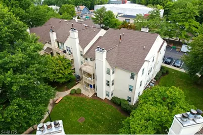 29 Timber Dr #68, Clifton, NJ 07014 - Photo 11