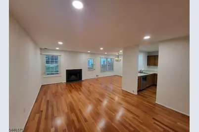 29 Timber Dr #68, Clifton, NJ 07014 - Photo 5