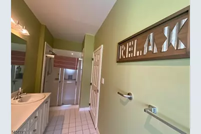 9 Buckingham Cir, White Township, NJ 07823 - Photo 9