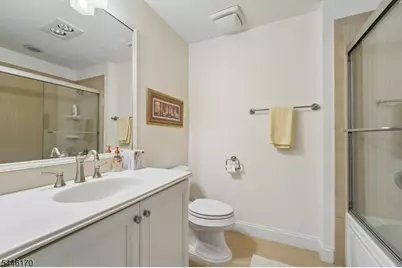 1 Roehm Ct, West Orange Township, NJ 07052 - Photo 25