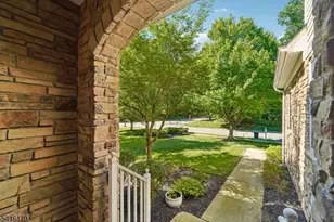 1 Roehm Ct, West Orange Township, NJ 07052 - Photo 15