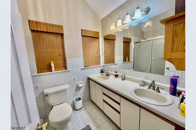 2 Hawthorne Pl, Bernards Township, NJ 07920 - Photo 23