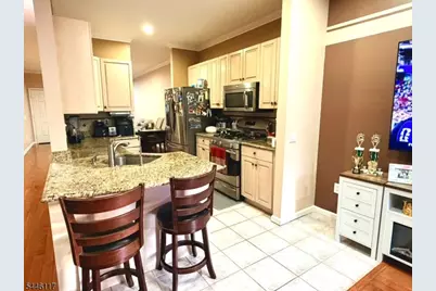 38 Gordon Cir, Parsippany, NJ 07054 - Photo 5