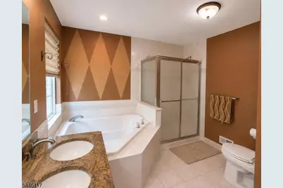 38 Gordon Cir, Parsippany, NJ 07054 - Photo 13